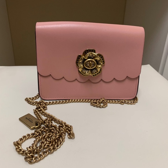 coach bowery crossbody with tea rose turnlock